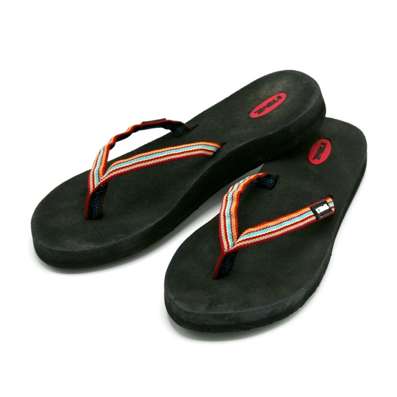 Teva Shoes - TEVA Rainbow Thong Sandals